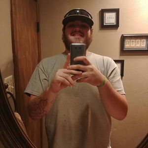 Meet your Posher, Casey